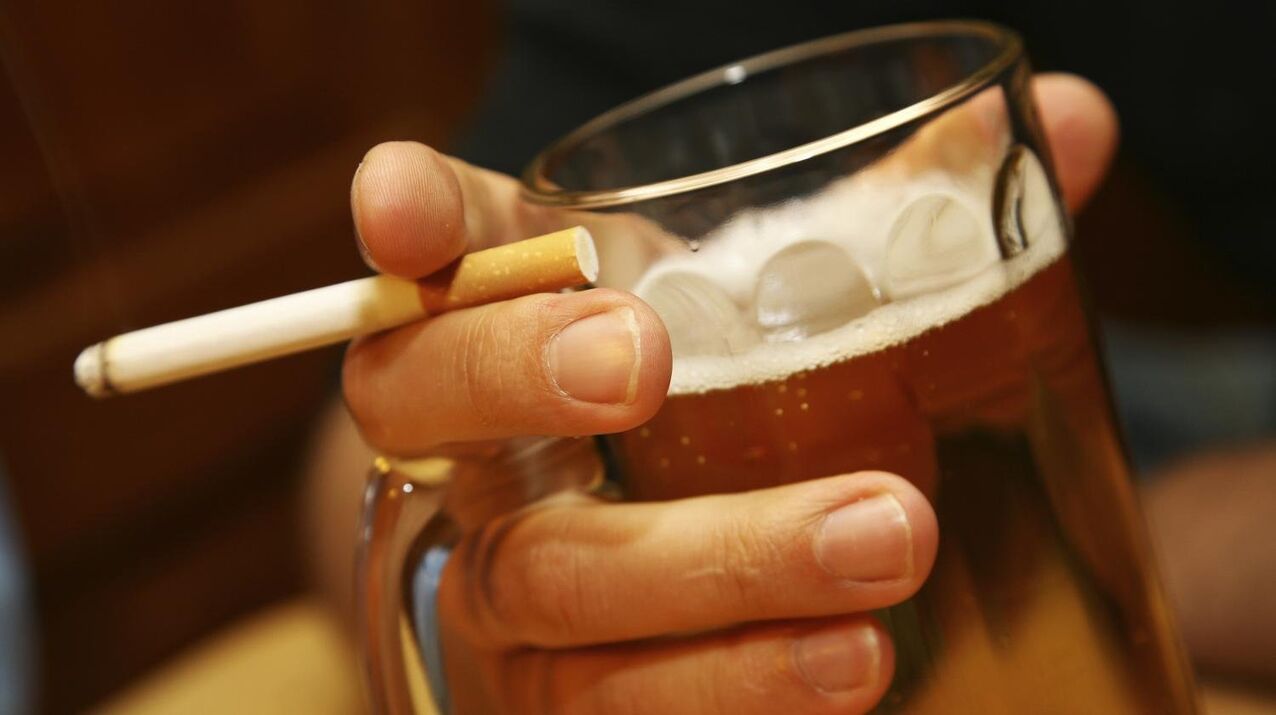 Bad habits - a factor of origin of chronic prostatitis